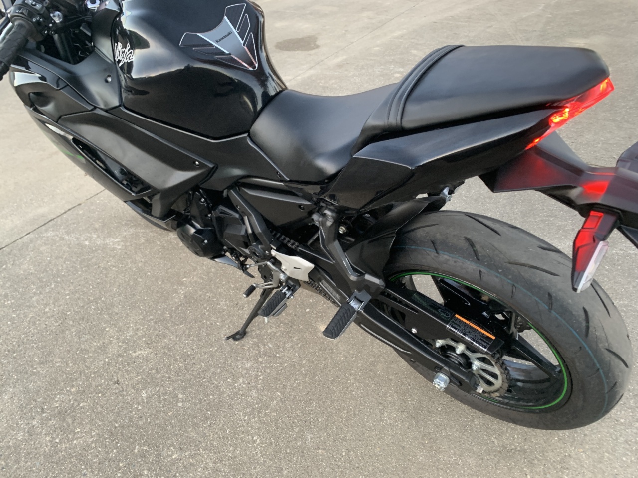 2025 Kawasaki Ninja 650 ABS KRTC 